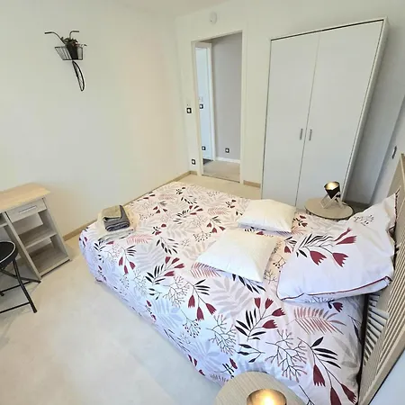 Maison En Dordogne Avec Terrasse Et Jardin, Proche De - Fr-1-616-538 * Vitrac (Dordogne)